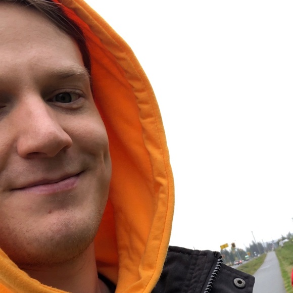 Meet your Posher, Tom - Picture 1 of 1